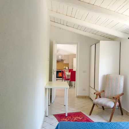 La Casina Nel Frutteto Tatil Evi *